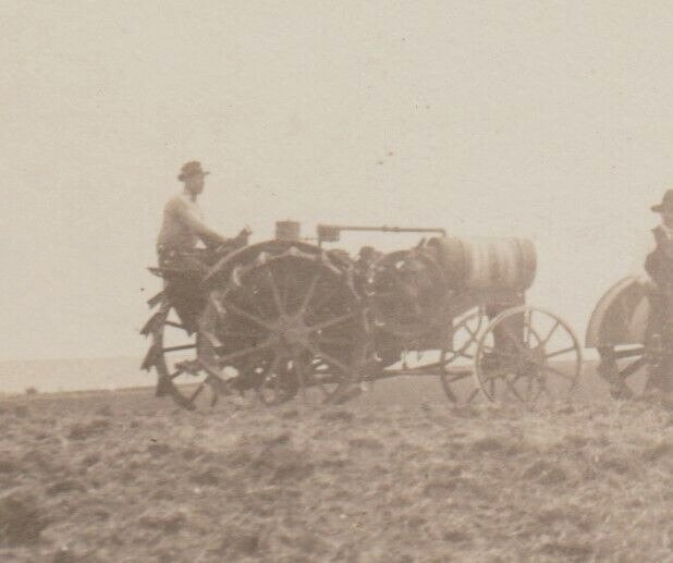 McLaughlin SOUTH DAKOTA RPPC c1910 GASOLINE TRACTORS Tractor FARMING SCENE SD