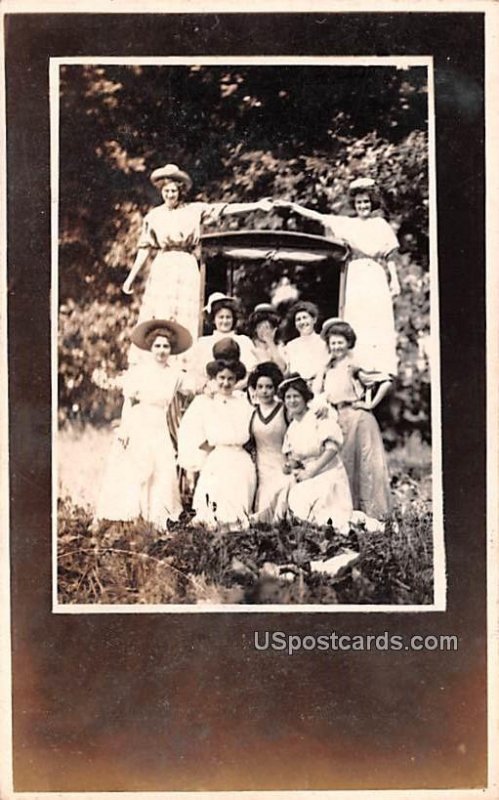 Group of People in Duluth, Minnesota