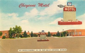 1959 Wyoming Cheyenne Motel Roadside Thomas linen occupation Postcard 22-11588