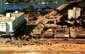 FL - Fort Lauderdale. Los Olas Boulevard Looking Inland