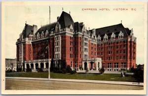 VINTAGE POSTCARD THE EMPRESS HOTEL LOCATED AT VICTORIA BRITISH COLUMBIA c. 1930