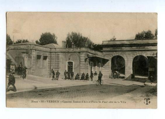 144819 FRANCE VERDUN Caserne Jeanne d'Arc Vintage postcard