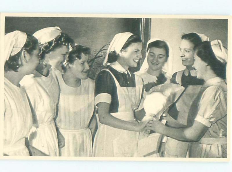 foreign Old Postcard medical GROUP OF EUROPEAN NURSES STANDING TOGETHER AC2228