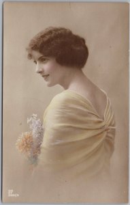 Edwardian Beauty Woman Flowers Art Nouveau Antique Postcard Gerlach RPPC H82