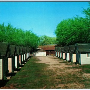 c1960s Clear Lake, IA North Shore Court Motel Mini Houses Cook Chrome Photo A144