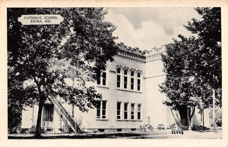 Edina Missouri Catholic School Street View Antique Postcard K57778