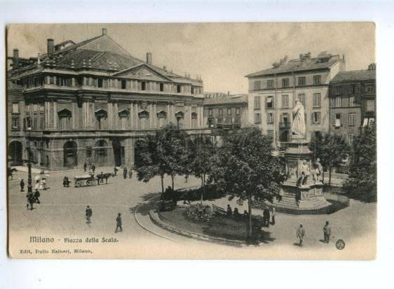 155686 ITALY MILANO Piazza della Scala Vintage postcard