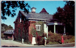 Wheeling West Virginia 1959 Postcard Oglebay Park Carriage House Frontier