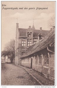 RIBE, Denmark , 1900-1910s; Puggaardsgade Med Den Gamle Bispegaard