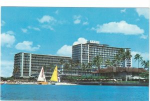 Reef Hotel, Waikiki, Honolulu, Hawaii, Vintage Chrome Postcard