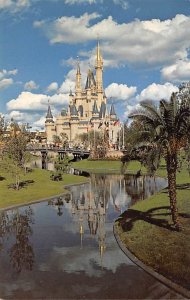 Cinderella Castle fantasyland Disneyland, CA, USA Disney Unused 