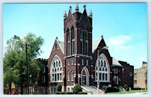 SYCAMORE, Illinois IL ~ UNITED METHODIST CHURCH DeKalb County c1960s Postcard