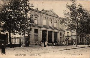 CPA COURBEVOIE L'Hotel de Ville (412709)