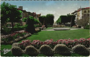CPA Angouleme- Jardins de l'Hotel de Ville FRANCE (1073603)