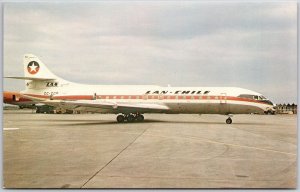 Airplane LAN-CHILE Sud Caravelle 6R Linea Aerea National Flag Carrier Postcard