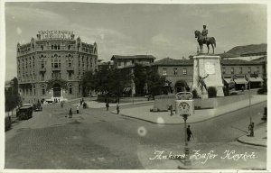 turkey, ANKARA, Zafer Heykeli, Bank, Monument Statue (1940s) RPPC Postcard