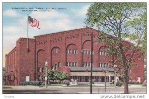 BIRMINGHAN , Alabama , 30-40s : Auditorium