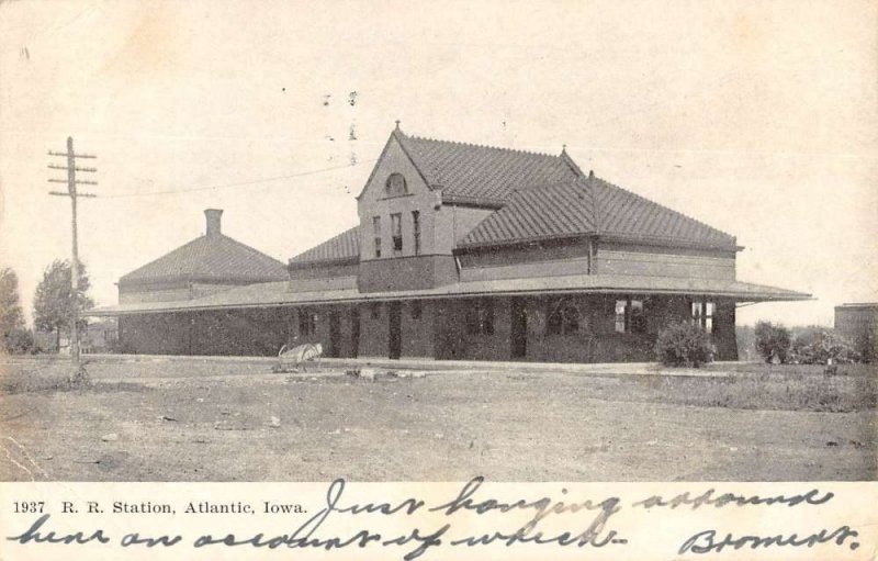 Atlantic Iowa Railroad Station Exterior Antique Postcard KK1466