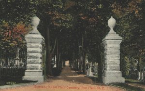 USA Entrance to Fort Plain Cemetery Fort Plain New York Vintage Postcard 03.85