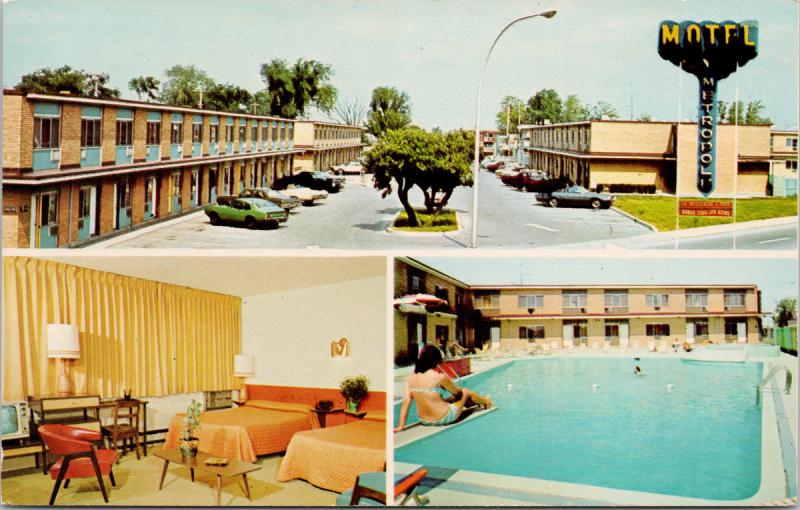 Motel Metropole Montreal QC Quebec Pool Interior Unused Vintage Postcard D70