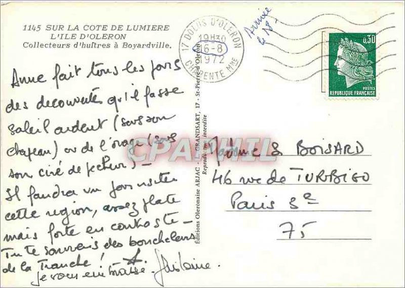 'Modern Postcard On the Cote de Lumiere Ile d''Oleron collectors of oysters h...