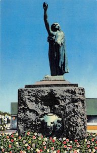 CHIEF SEATTLE STATUE Seattle, Washington Native American c1950s Vintage Postcard