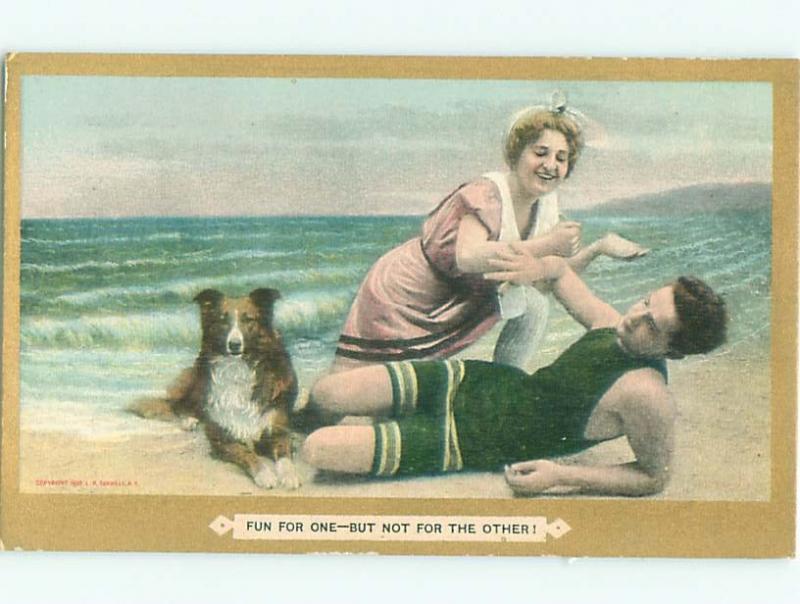 Pre-Linen DOG BESIDE COUPLE ON THE BEACH AC5305