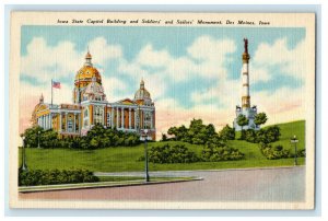 c1940s Iowa State Capitol Building and Sailors & Soldier's Monument IA Postcard