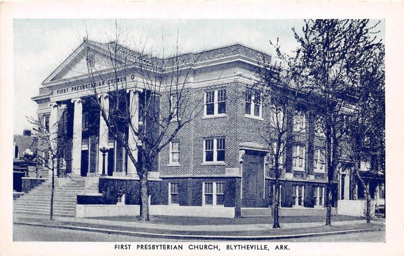 C68/ Blytheville Arkansas AR Postcard c40s First Presbyterian Church Building