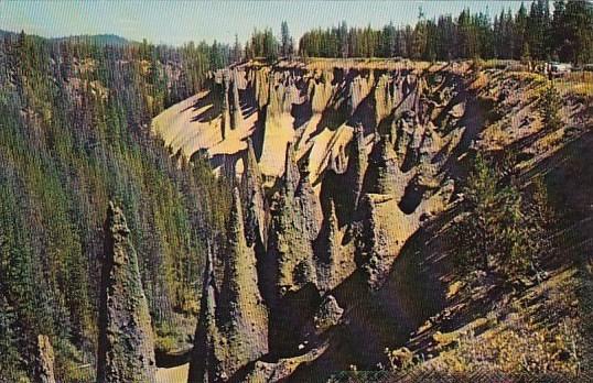 The Pinnacles Crater Lake National Park Oregon