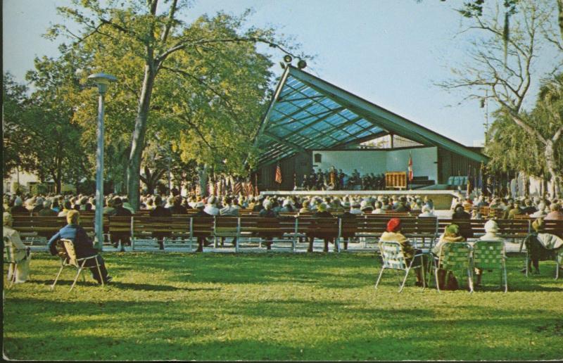 St. Petersburg FL Florida Williams Park Bandstand Concert Audience Postcard