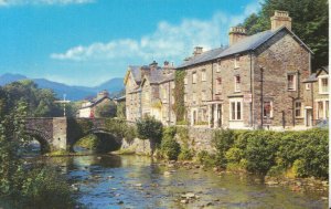 Wales Postcard - The Bridge - Beddgelert - Caernarvonshire - Ref TZ4223