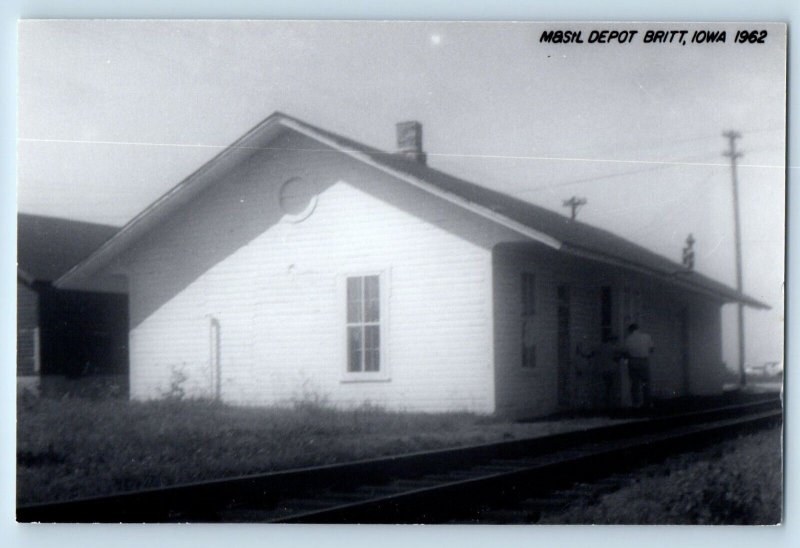 1962 M&SIL Depot Britt Iowa IA Railroad Train Depot Station RPPC Photo Postcard