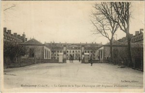 CPA GUINGAMP La Caserne de la Tour d'Auvergne (1166287)