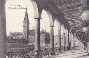 Germany Hamburg Alsterarcaden mit Rathaus