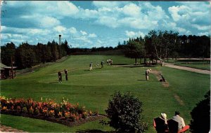 Postcard GOLF COURSE SCENE State of Ontario ON AN7770