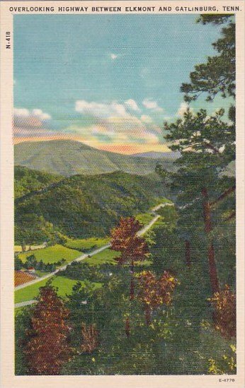 Tennessee Gatlinburg Overloking Highway Between Elkmont And Gatlinburg