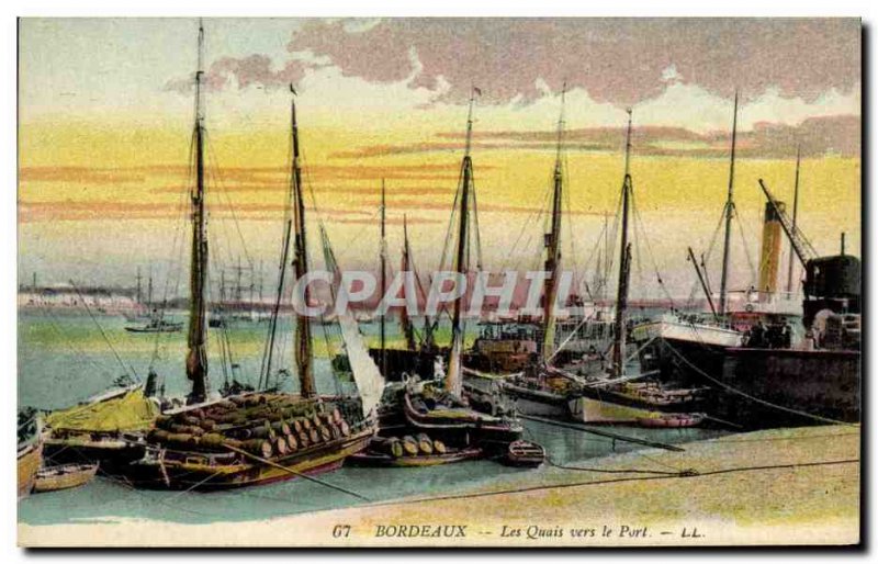 Old Postcard Fishing boat docks Bordeaux to the port