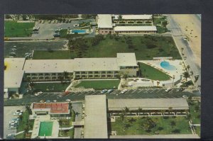 America Postcard - The Royal Luxury Motel Row, Palm Beach, Florida     RS20111