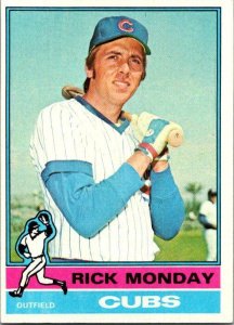 1976 Topps Baseball Card Rick Monday Chicago Cubs sk13358