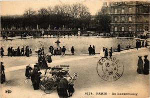 CPA PARIS (8e) - Au Luxembourg (218481)