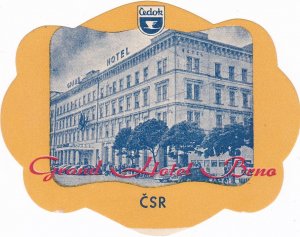 Czechoslovakia Brno Grand Hotel Brno Vintage Lauugage Label sk3681