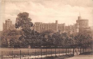 B86032 windsor castle from home park   london uk