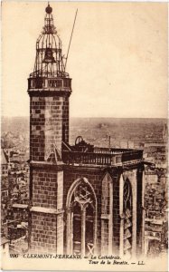 CPA Clermont-Ferrand La Cathedrale FRANCE (1288876)