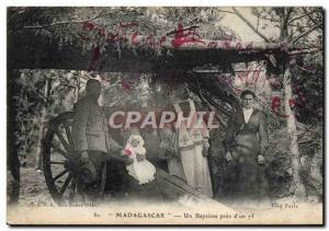 Old Postcard Army Madagascar A baptism near d & # 75 39un