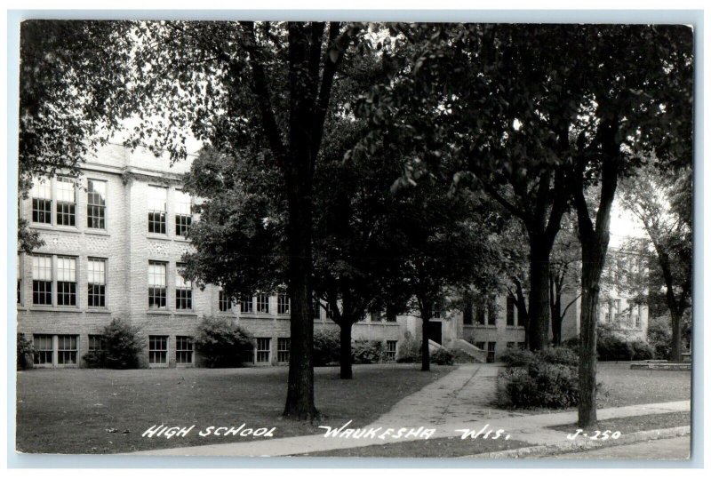 c1940 High School Exterior View Building Waukesha Wisconsin RPPC Photo Postcard