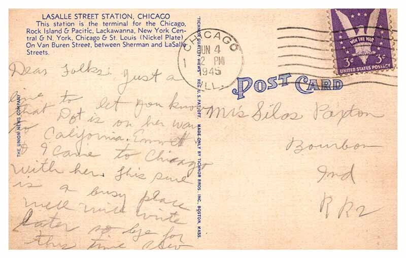 Postcard TRAIN STATION SCENE Chicago Illinois IL AR9210