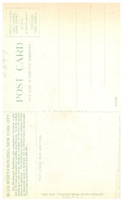 New York City Woolworth Building , Airplane