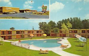 Des Moines Iowa 1950-60s Postcard Holiday Inn Motel Swimming Pool