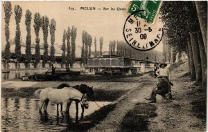 CPA MELUN Sur les Quais. (509784)